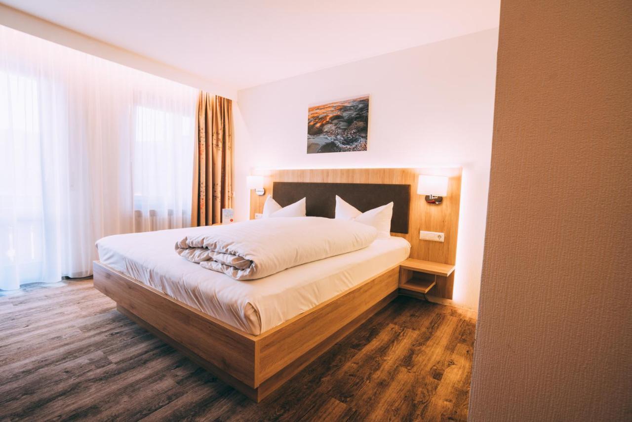 Flair Hotel Gasthof Zum Hirsch Hayingen Ngoại thất bức ảnh