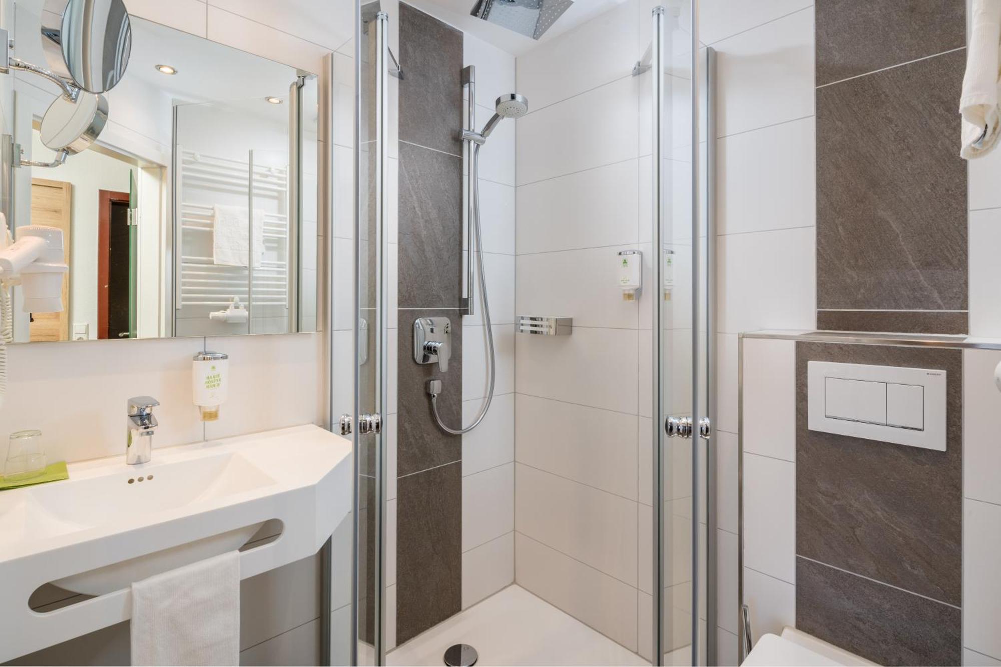 Flair Hotel Gasthof Zum Hirsch Hayingen Ngoại thất bức ảnh