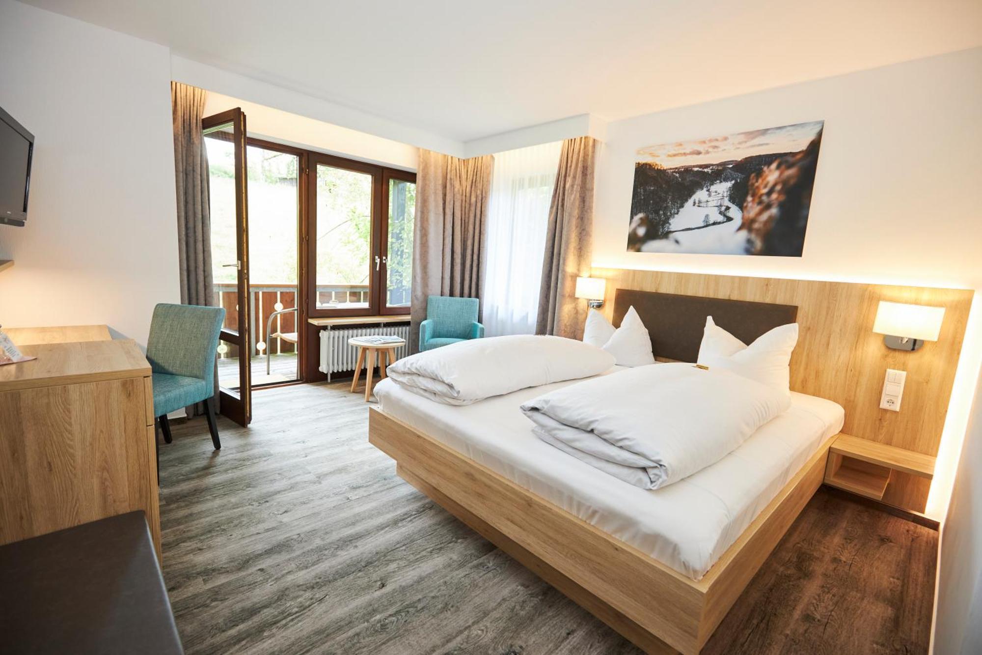Flair Hotel Gasthof Zum Hirsch Hayingen Ngoại thất bức ảnh