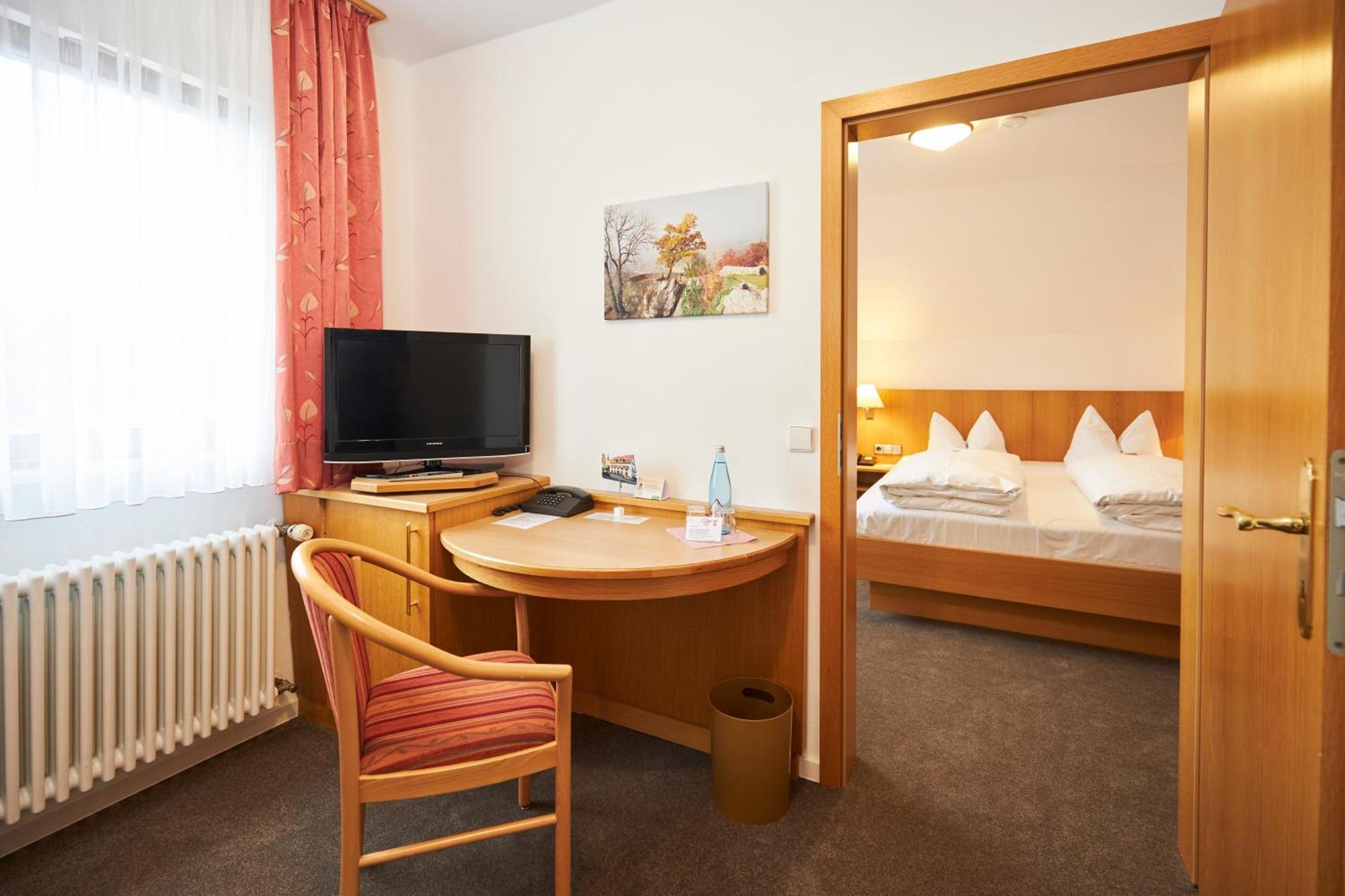 Flair Hotel Gasthof Zum Hirsch Hayingen Ngoại thất bức ảnh